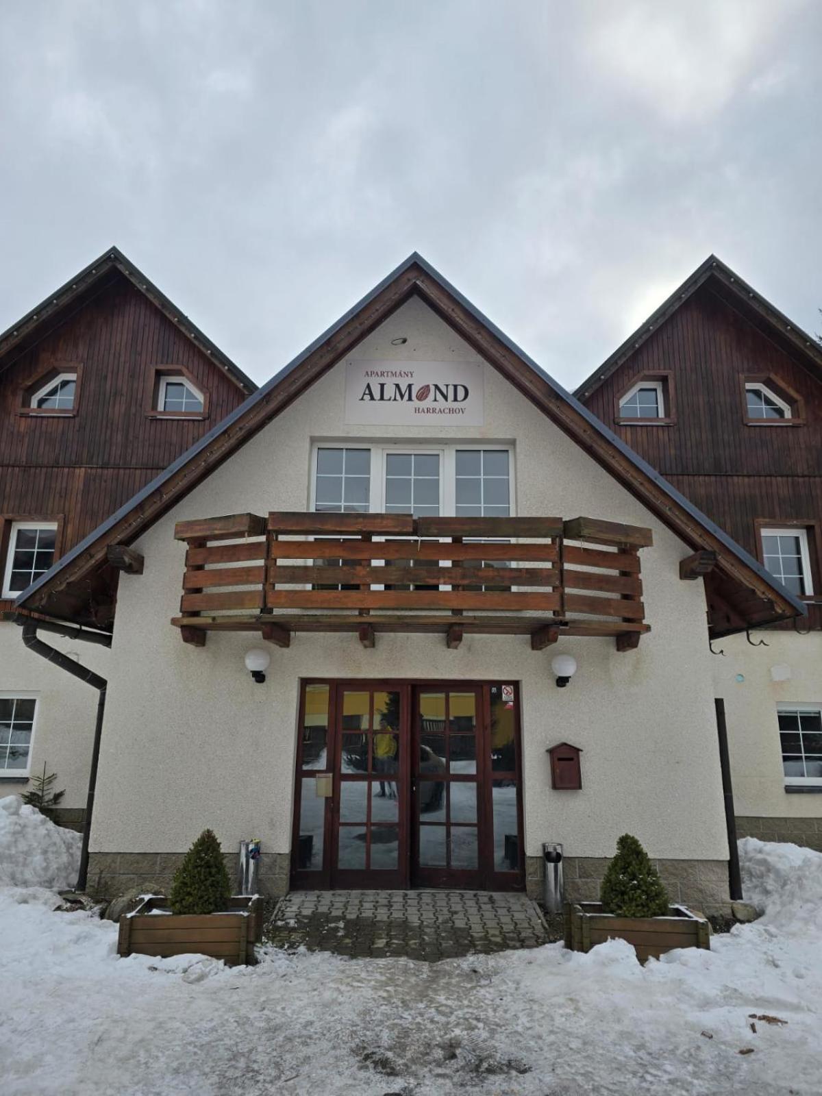 Apartmany Almond Harrachov Eksteriør bilde